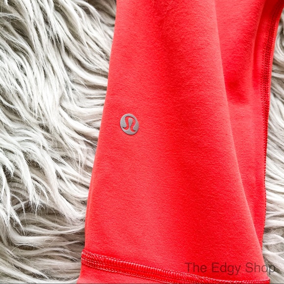 lululemon athletica | Wunder Under Crop Reversible Cranberry / Alarming - Picture 10 of 13